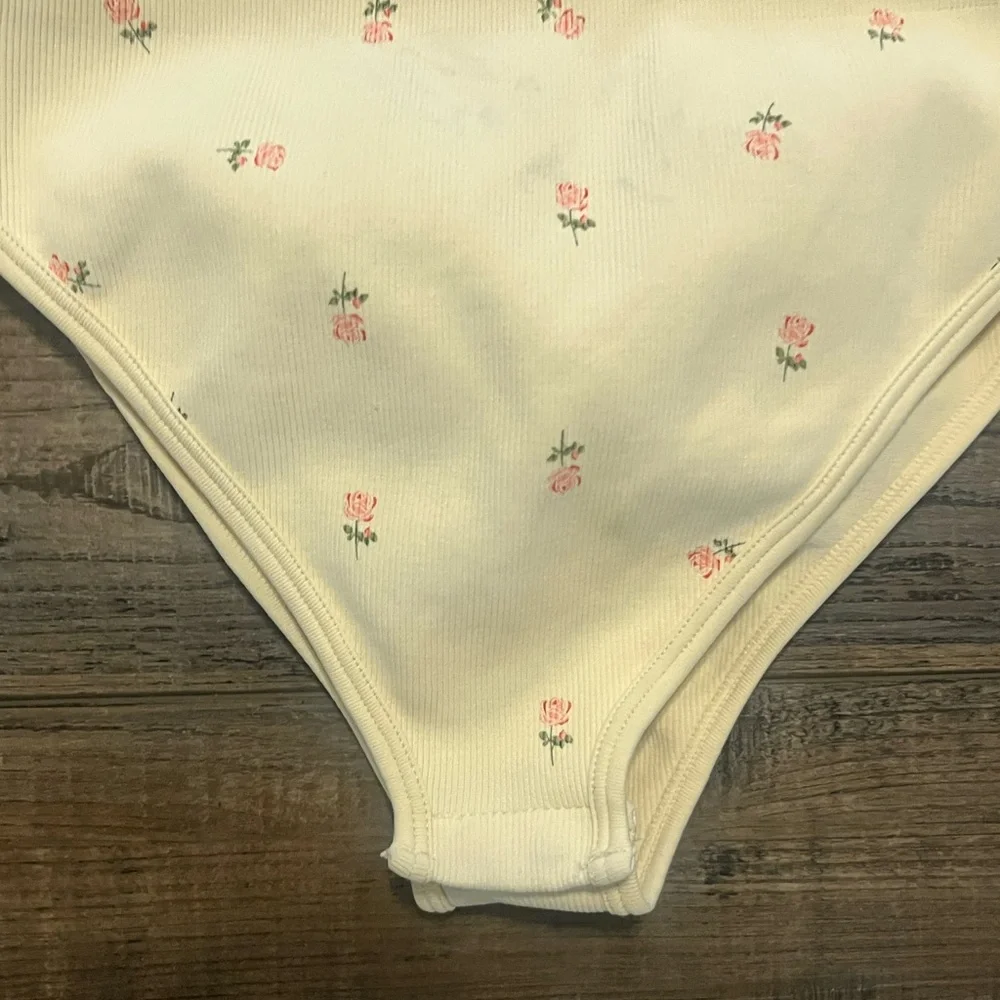Cream Floral bodysuit